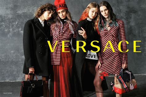 modelli pubblicità versace